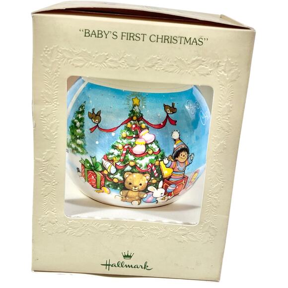 Hallmark Unbreakable Baby’s First Christmas Satin Ornament Tree-Trimmer 1979 - Picture 2 of 7